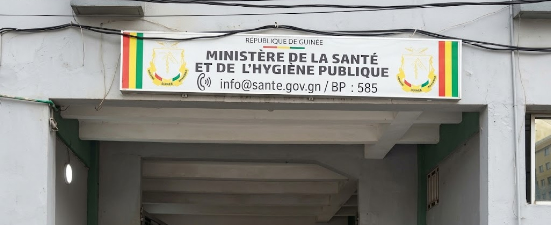Recrutement de 4 500 agents de santé en Guinée : les inscriptions reportées 