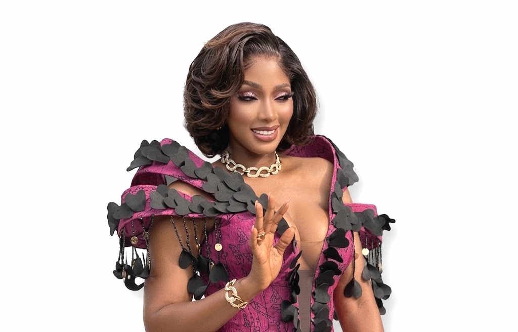 Djelykaba Bintou lance « Renaissance », avec plusieurs collaborations