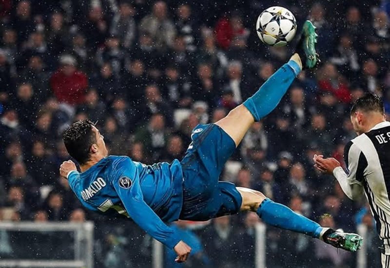 Cristiano Ronaldo insiste : «Le meilleur joueur de l’histoire, c’est moi»  