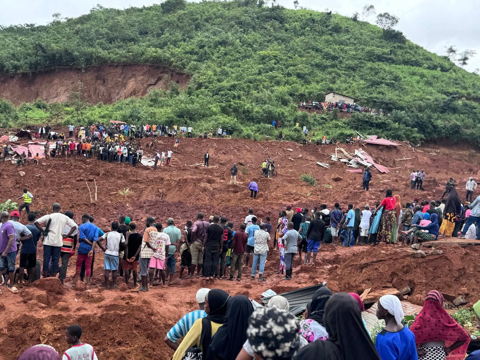 Tragédie à Manéah : Serhou Guirassy exprime sa solidarité