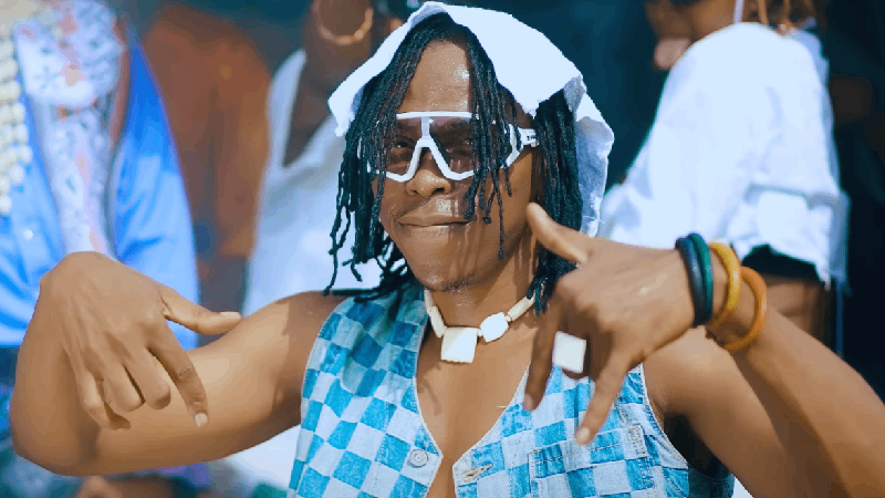 Capture d'écran du clip "TONATO"