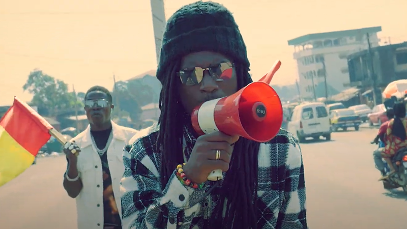 Capture d'écran du clip "Je Rap"