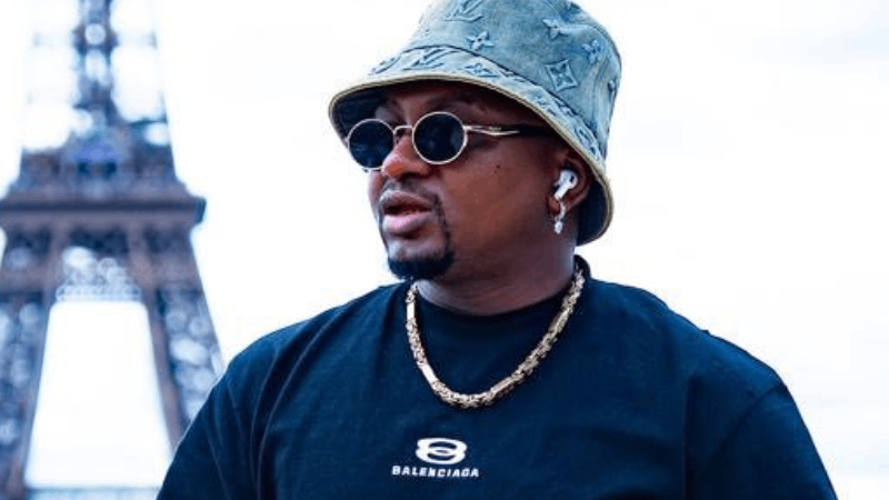 Azaya, artiste chanteur guinéen 