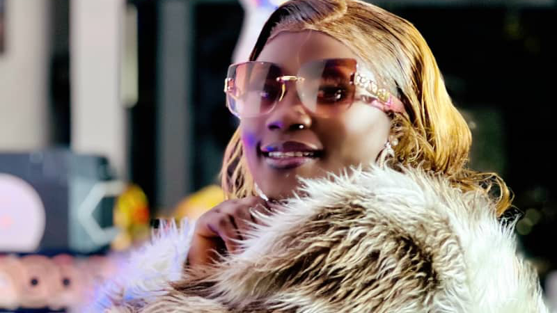 Mballou Barry, artiste chanteuse guinéenne 