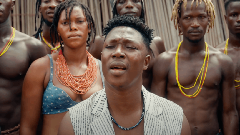 Capture d'écran du clip "Fe Raba"