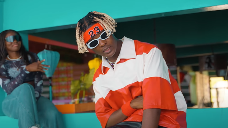 Barry Boy dévoile « Mbailandho », une œuvre visuelle réalisée à Dakar