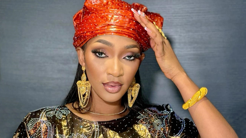 Djelykaba Bintou Kouyaté, artiste chanteuse guinéenne 