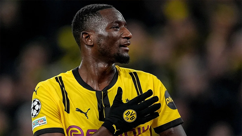 Serhou Guirassy, international attaquant guinéen 