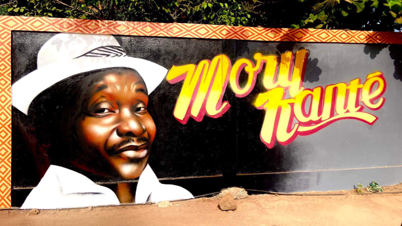 Fresque en hommage à Mory Kanté