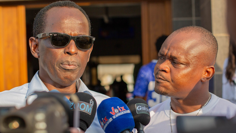 Les humoristes, Mamane et Dperpignan à Conakry 