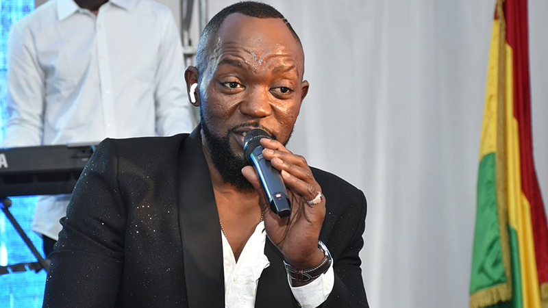 Abraham Sonty, artiste chanteur guinéen 