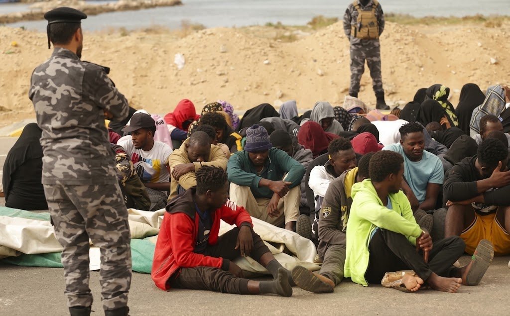Gambie : 138 personnes interpellées avant un départ clandestin vers l’Europe, dont des Guinéens
