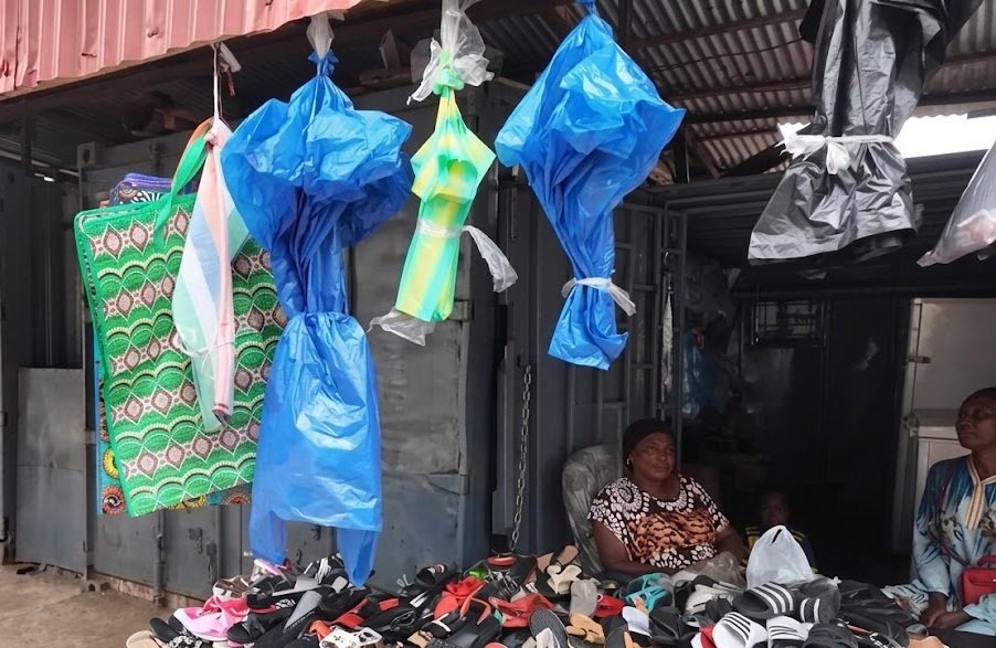 Plastique guinée
